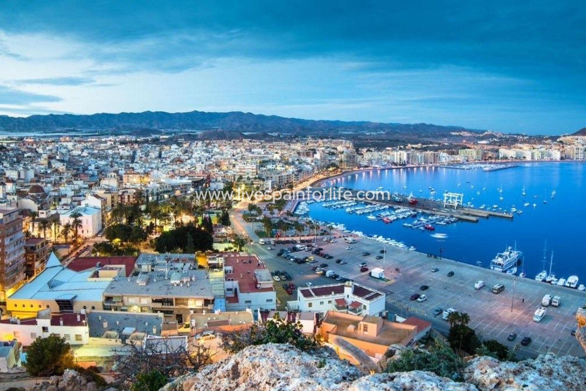 Neubau - Apartments -
Aguilas - Playa del Hornillo