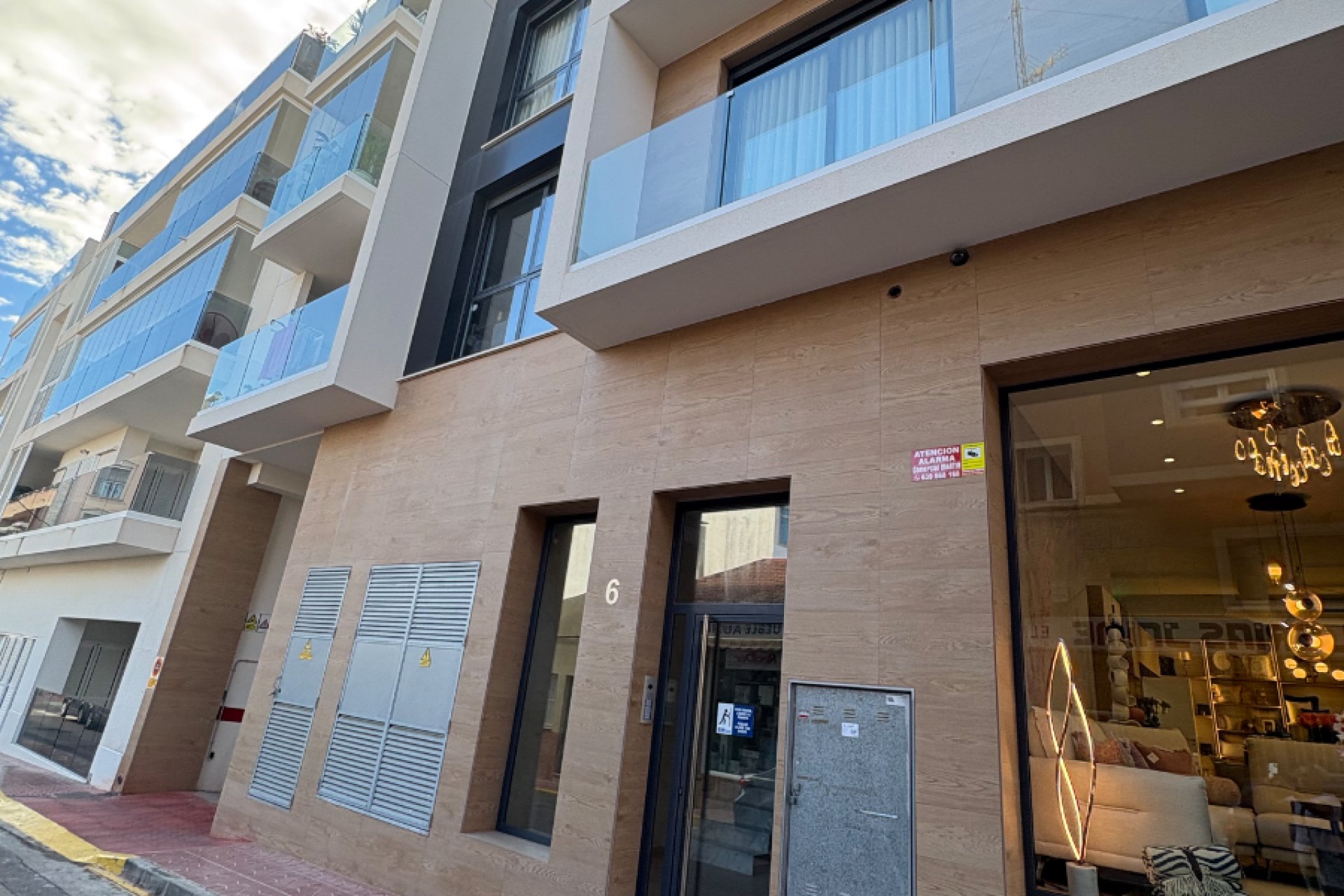 Neubau - Apartments -
Alicante