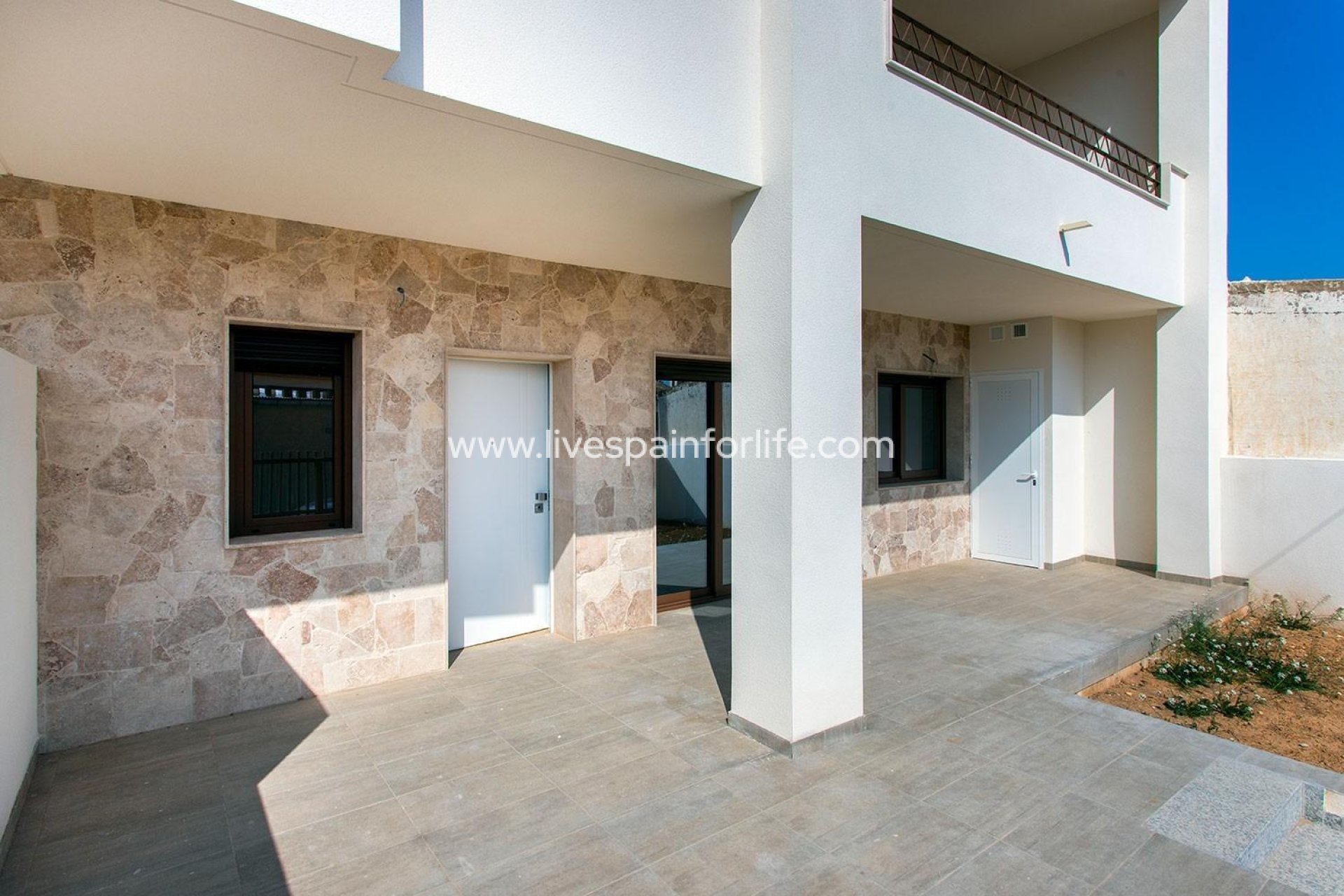 Neubau - Bungalow -
Hondon De Las Nieves - El Salero