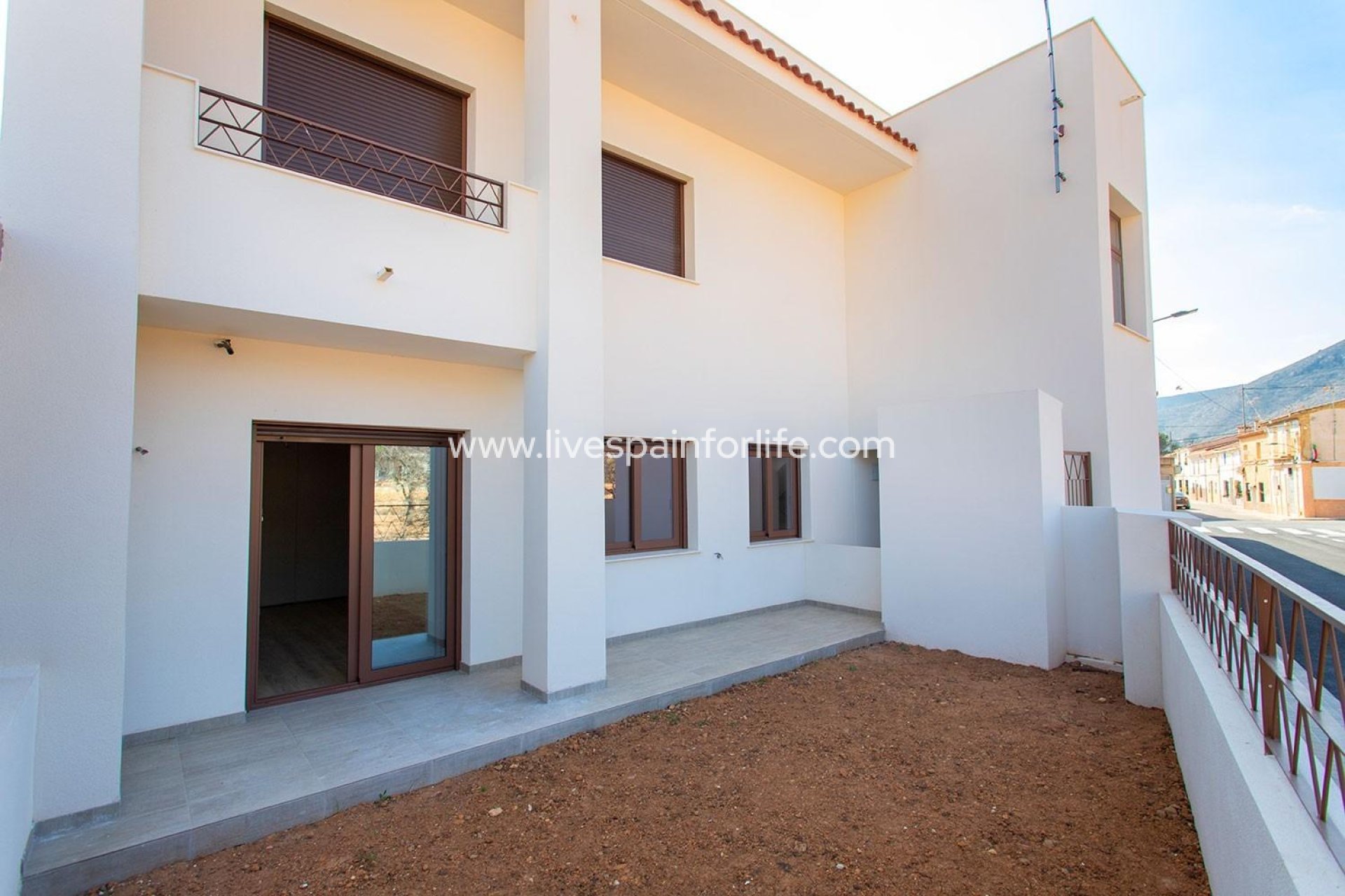 Neubau - Bungalow -
Hondon De Las Nieves - El Salero