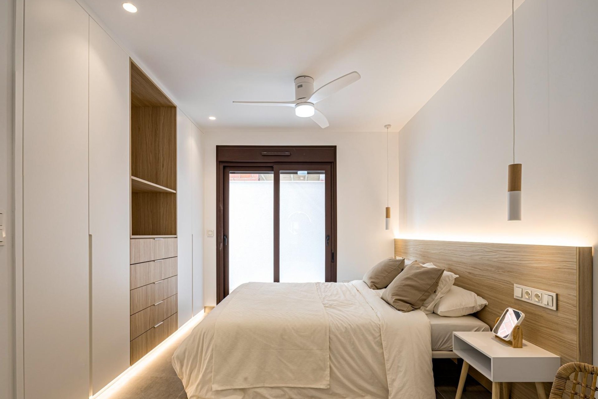 Neubau - Bungalow -
Pilar de la Horadada - Pueblo