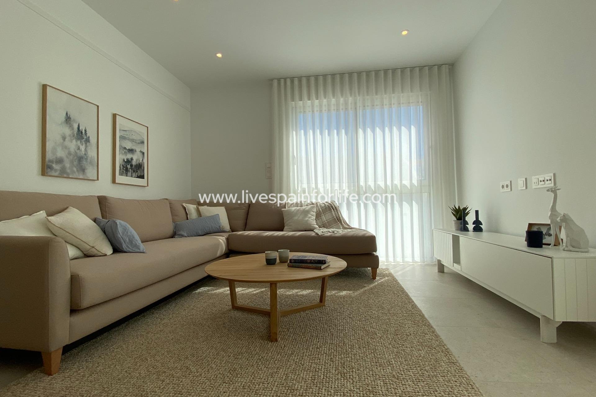 Neubau - Bungalow -
Pilar de la Horadada - Pueblo