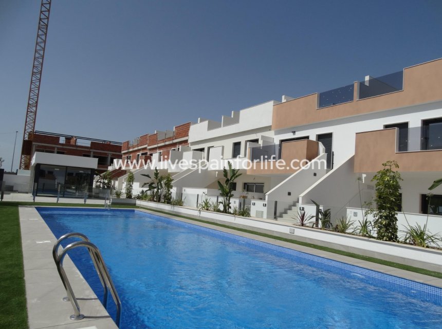 Neubau - Bungalow -
Pilar de la Horadada - Pueblo