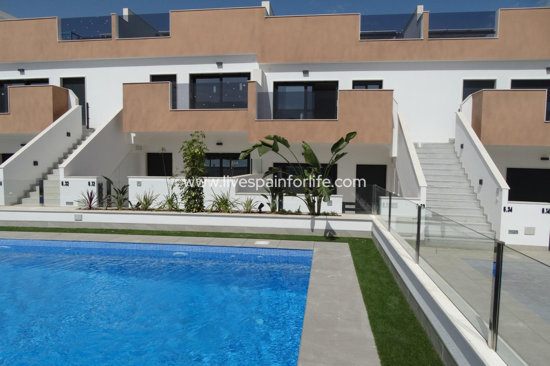 Neubau - Bungalow -
Pilar de la Horadada - Pueblo