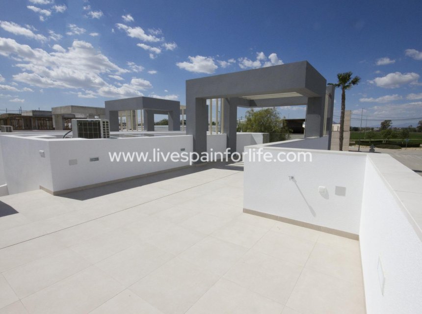 Neubau - Bungalow -
San Fulgencio - Pueblo