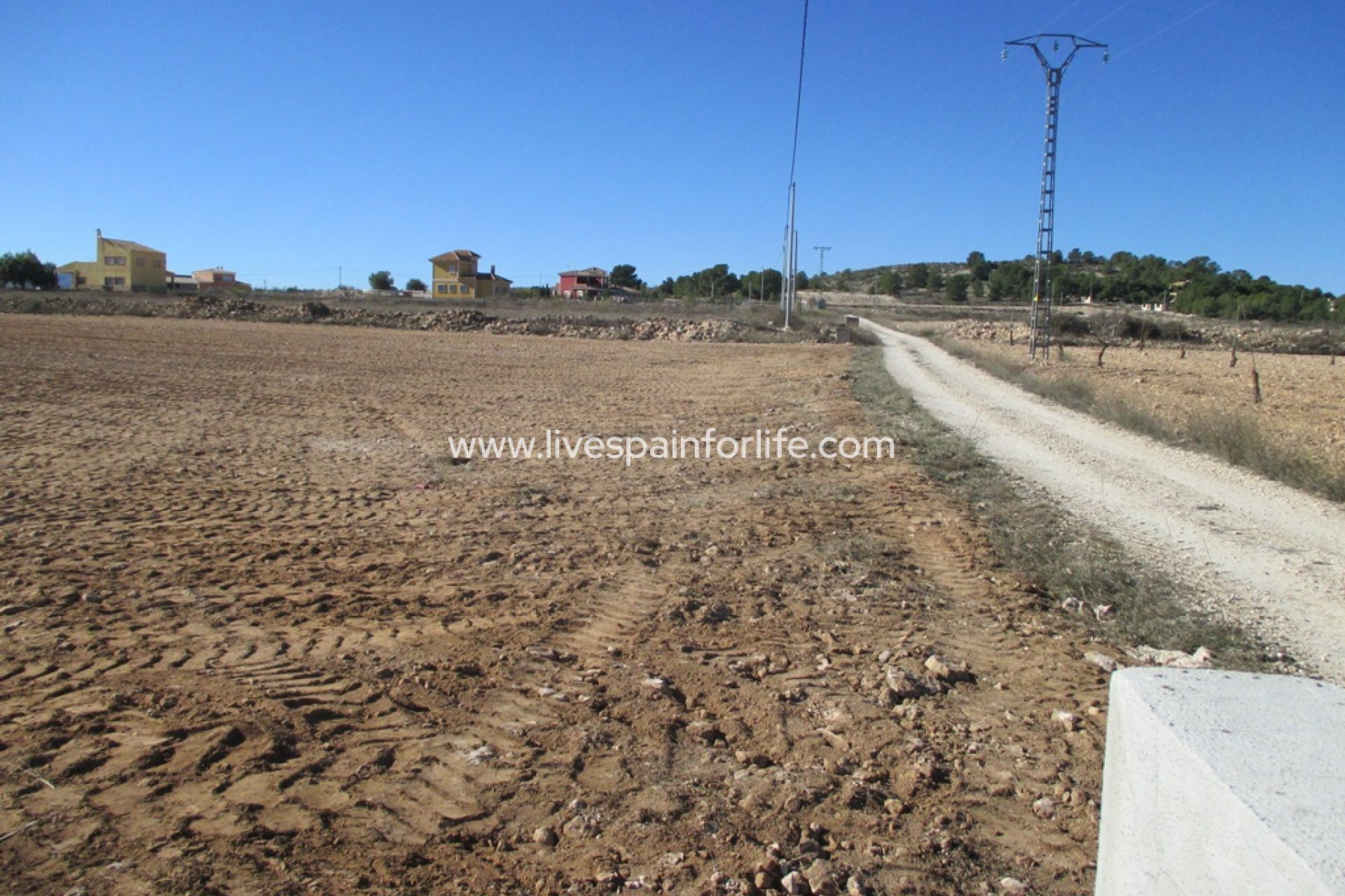 Neubau - Plot of Land -
Pinoso