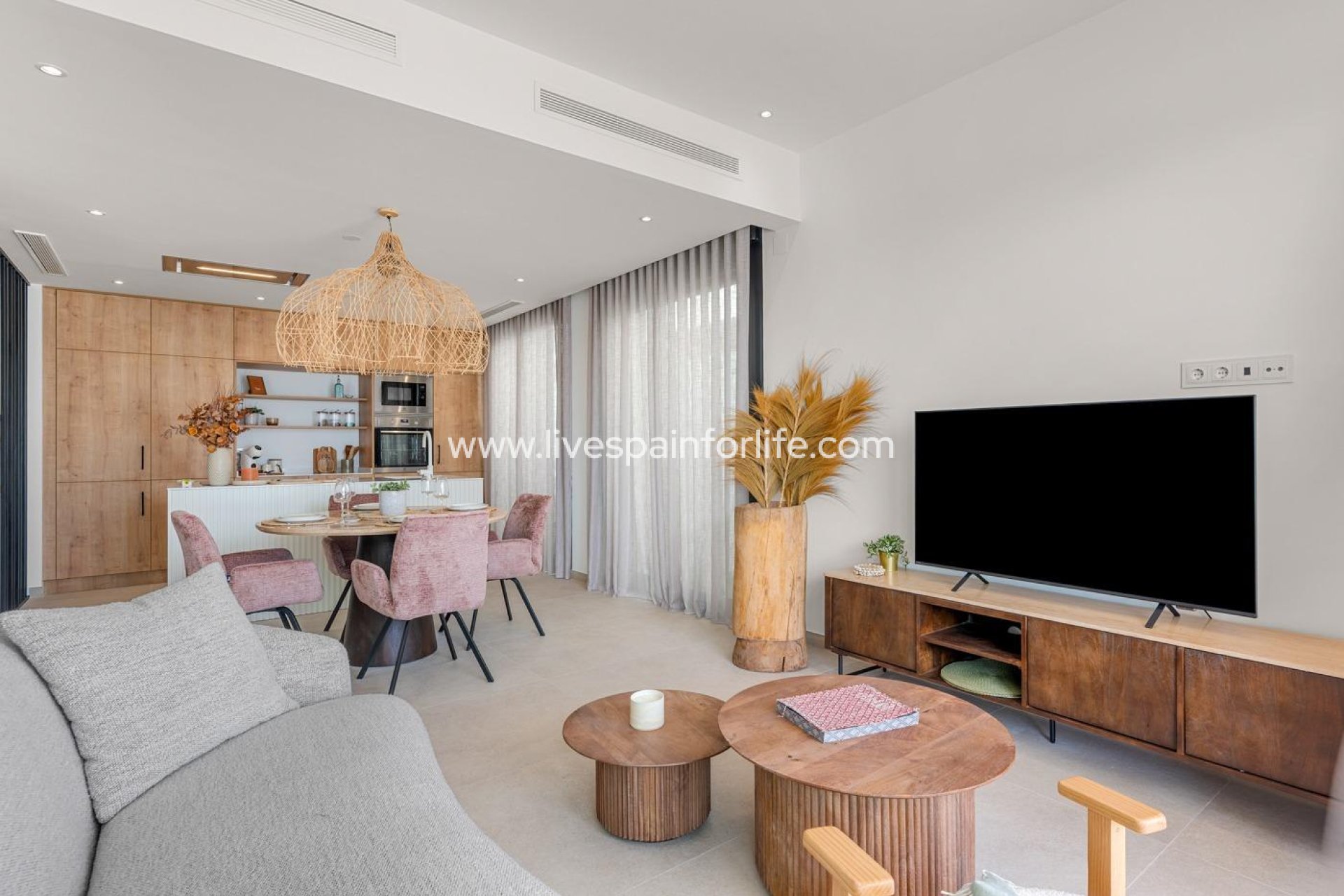 Neubau - Stadthaus -
Dolores