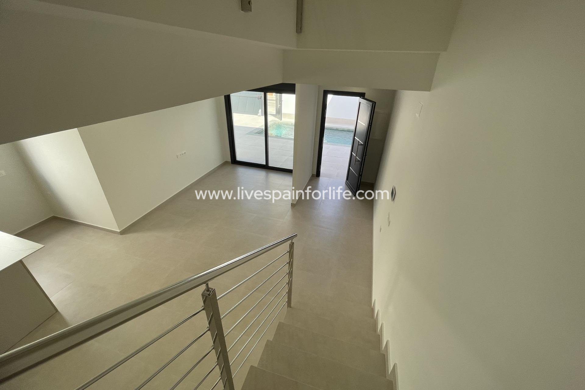 Neubau - Villa (freistehende) -
Almoradi - Heredades