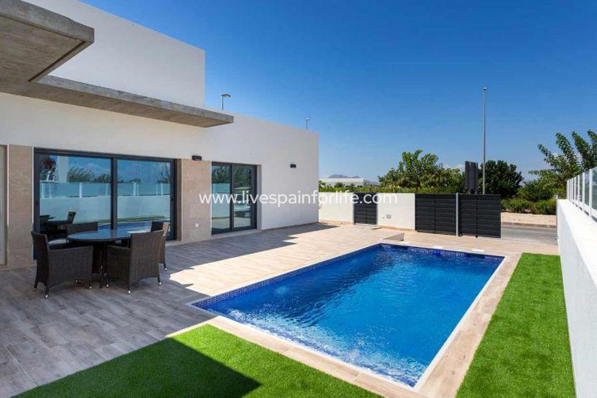 Neubau - Villa (freistehende) -
Daya Nueva