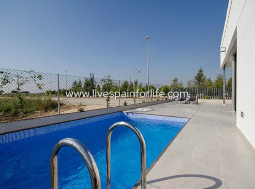 Neubau - Villa (freistehende) -
Dolores