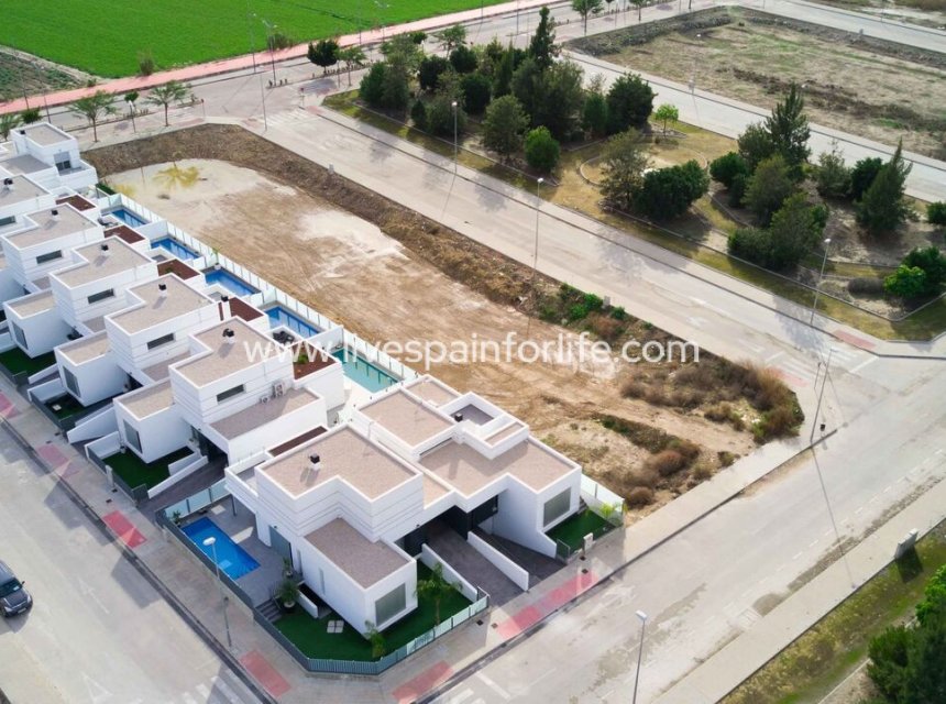 Neubau - Villa (freistehende) -
Dolores