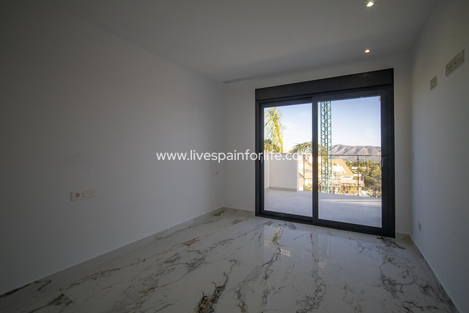 Neubau - Villa (freistehende) -
La Nucia - Urb. Don Mar