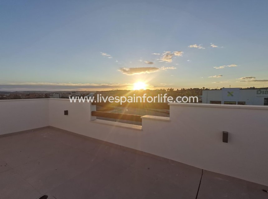 Neubau - Villa (freistehende) -
Los Montesinos - La Herrada