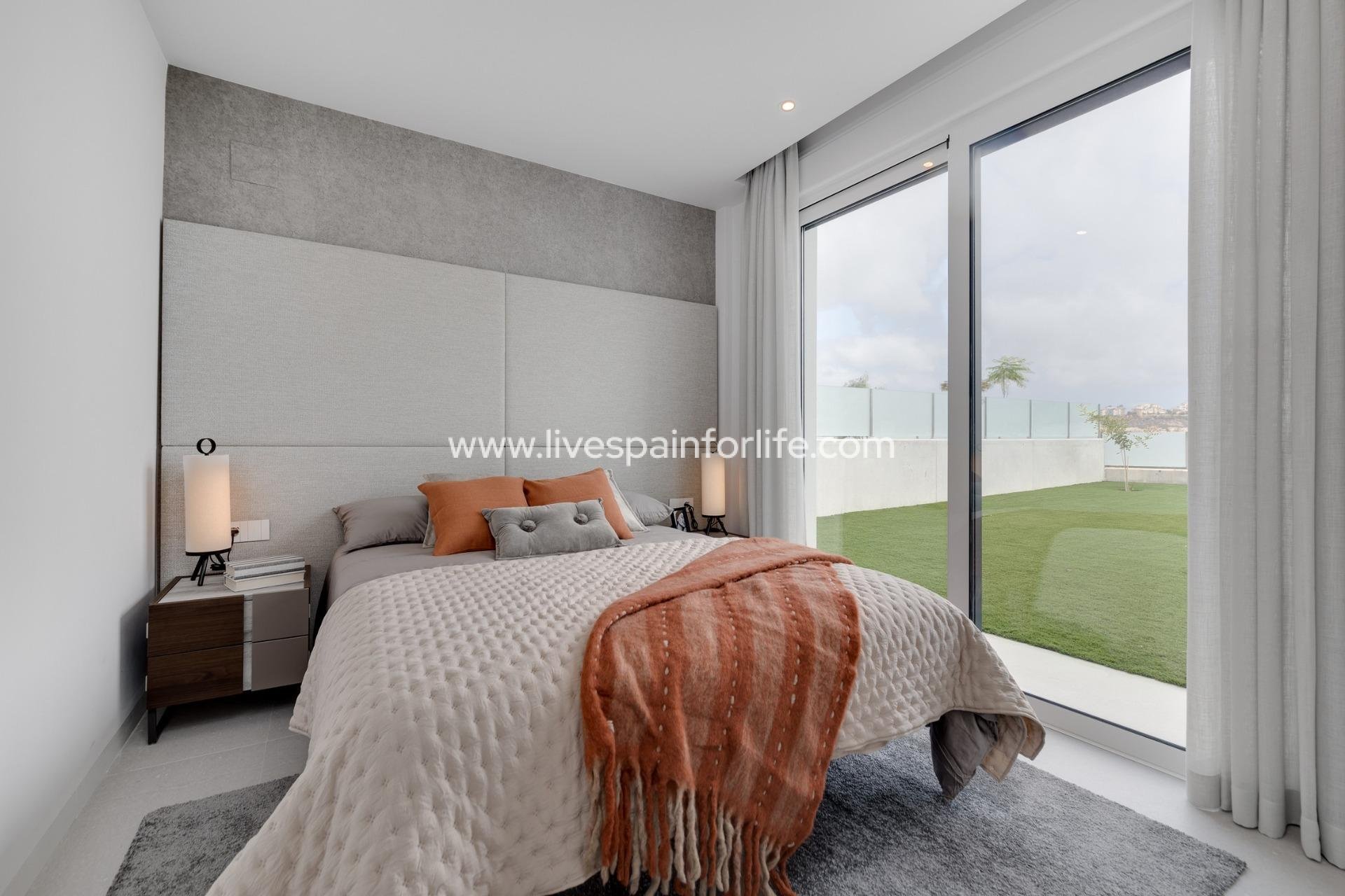 Neubau - Villa (freistehende) -
Mutxamel