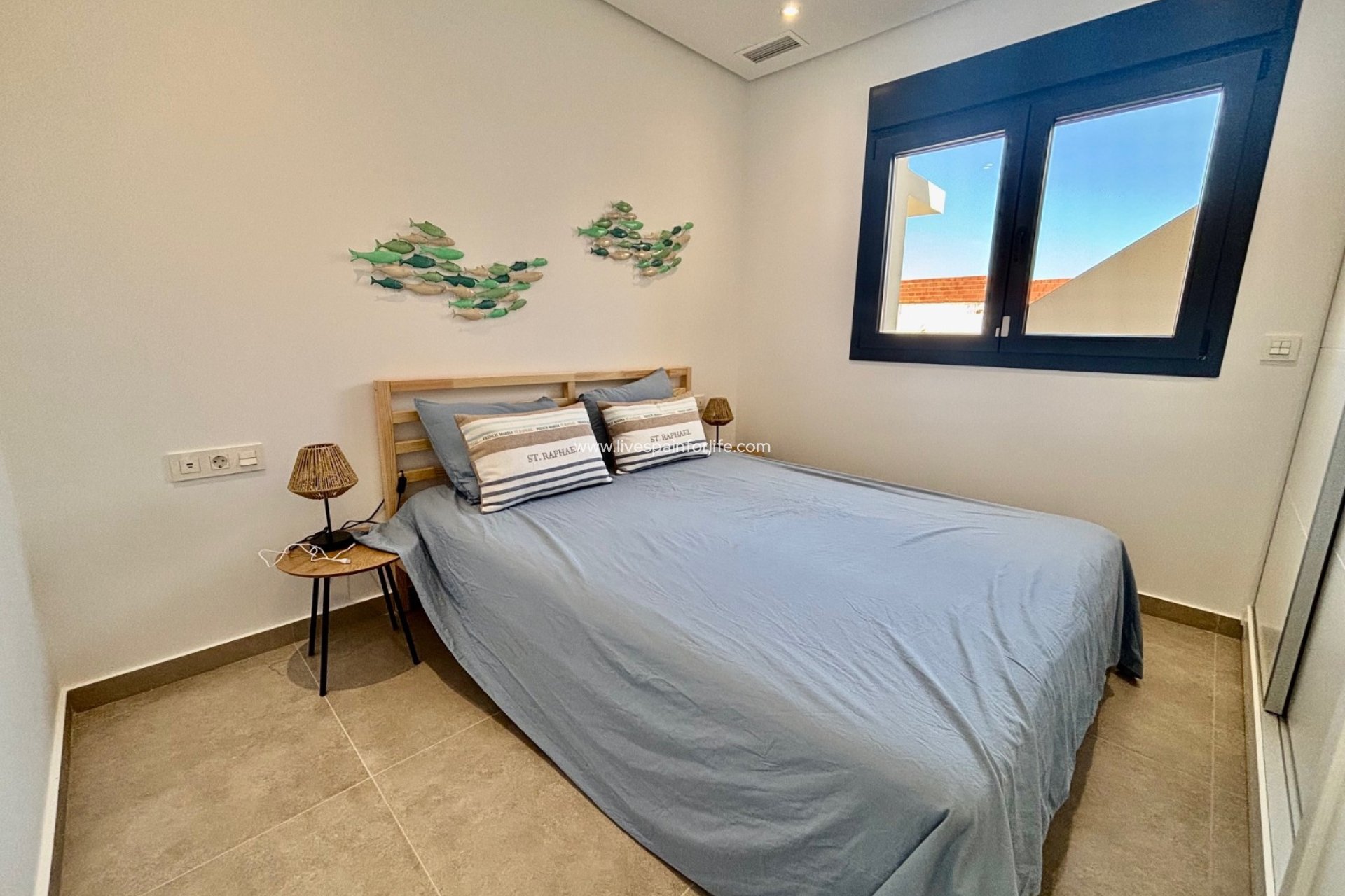 Neubau - Villa (freistehende) -
Rafal