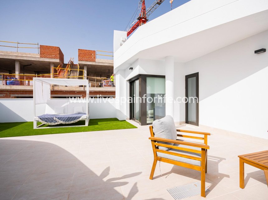 Neubau - Villa (freistehende) -
Torrevieja - Lago Jardín II