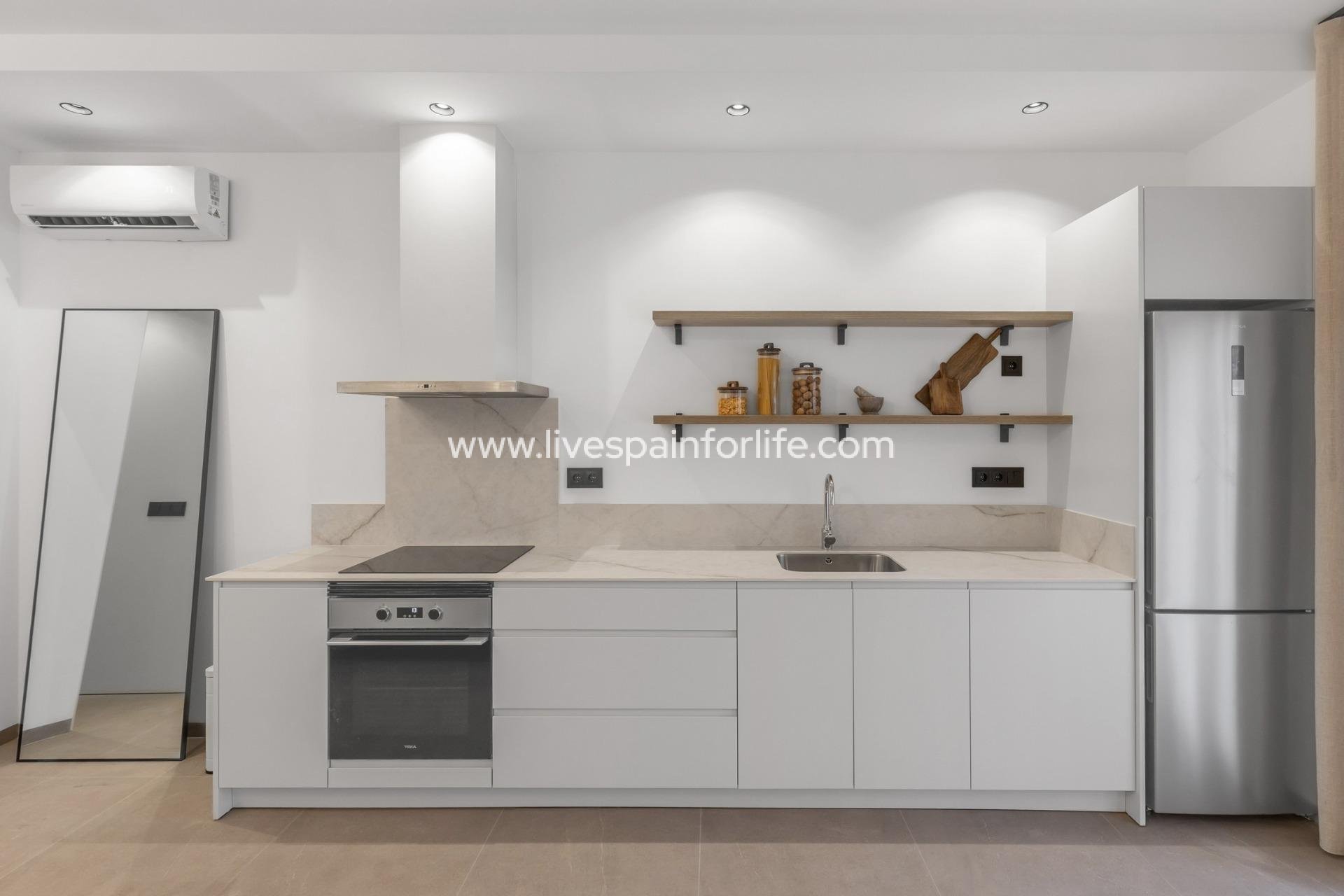 New build - Apartments -
Torrevieja - Playa Los Naufragos