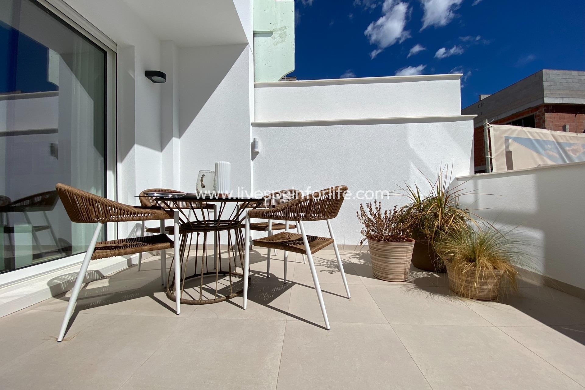 New build - Bungalow -
Pilar de la Horadada - Pueblo