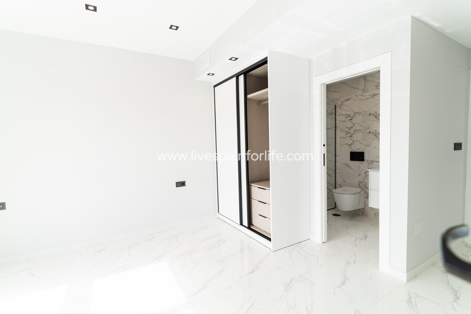 New build - Villa (detached) -
Orihuela Costa - Punta Prima