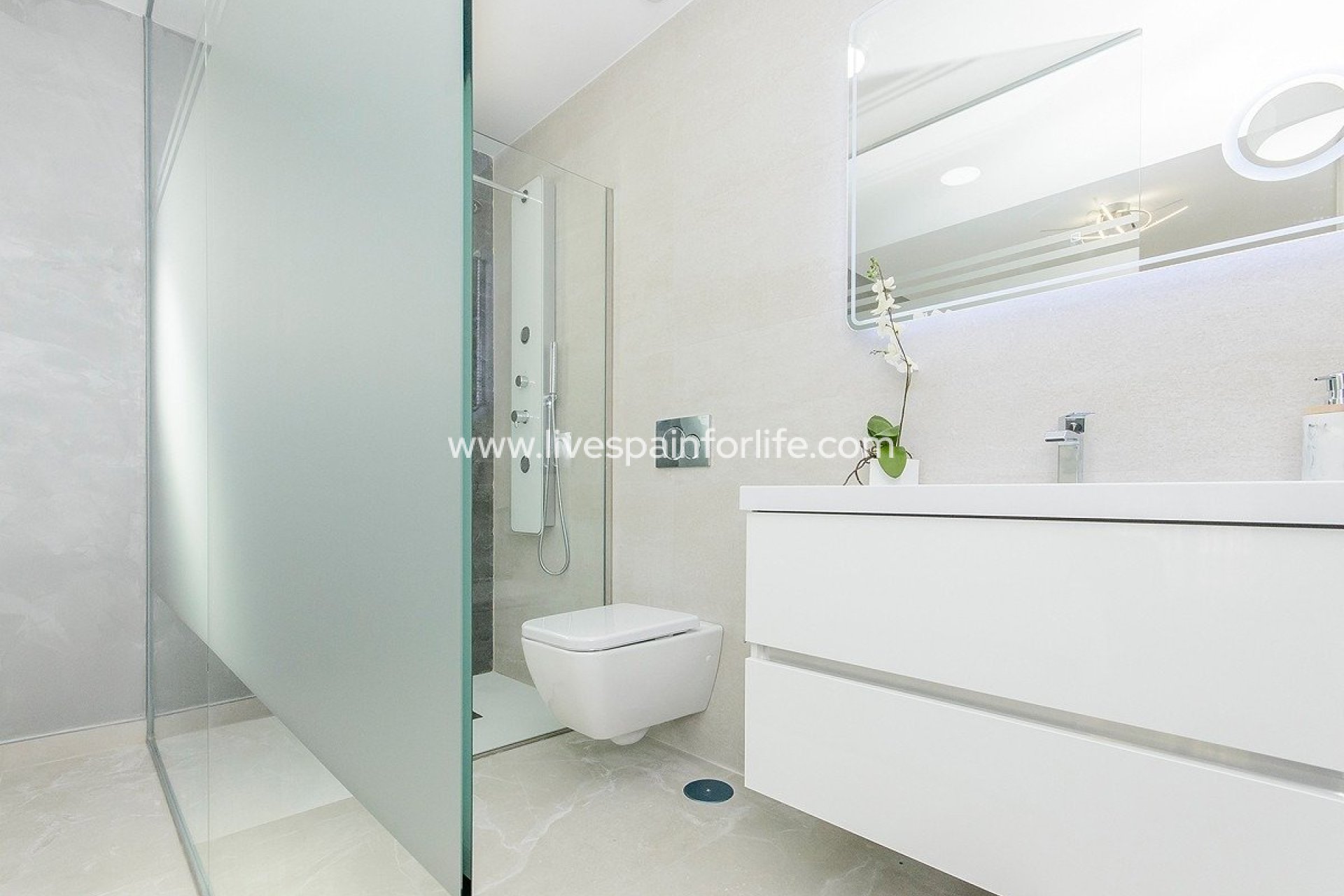 Nieuwbouw - Bungalow -
San Miguel De Salinas - Vistabella Golf