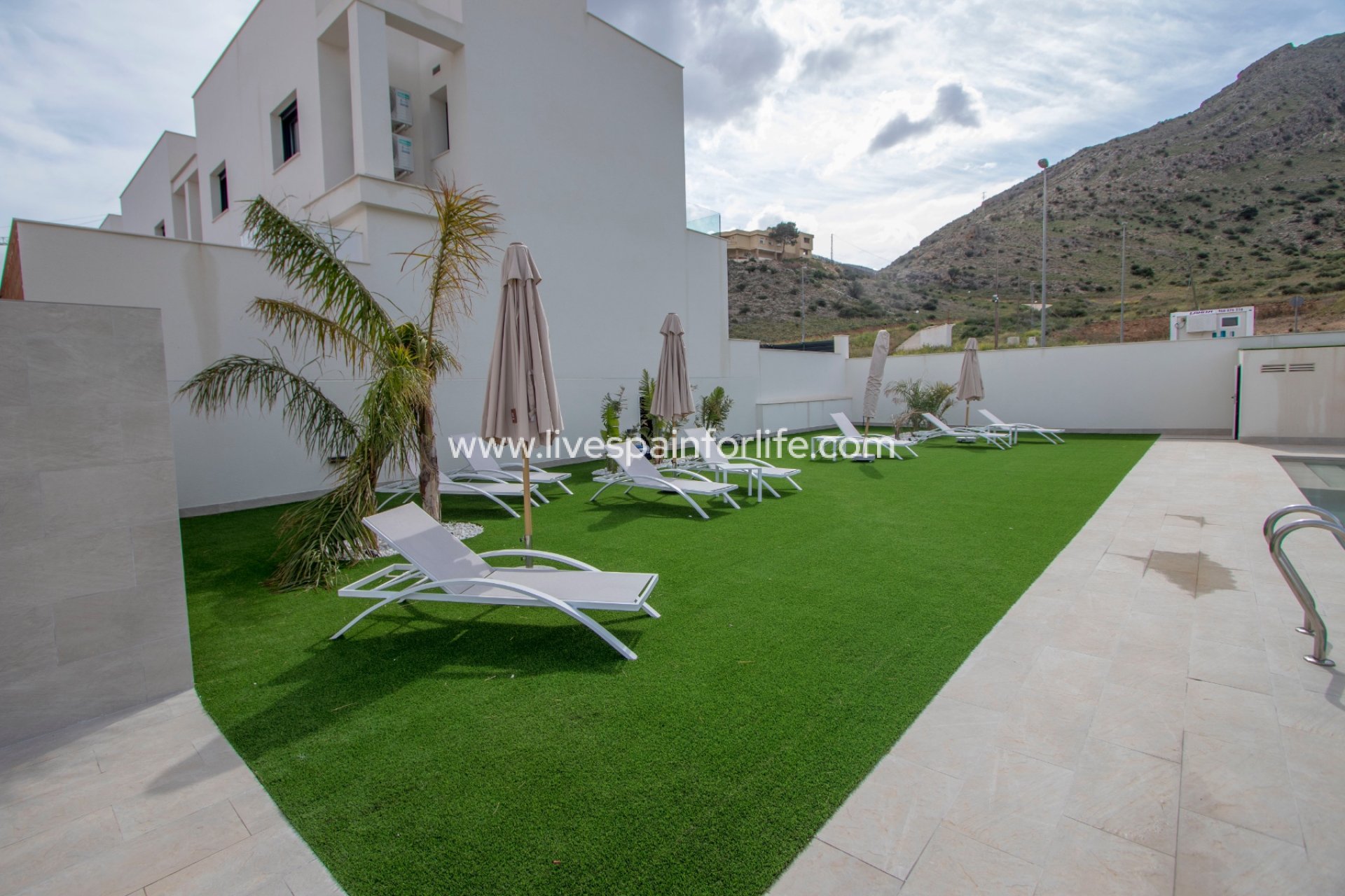 Nieuwbouw - Rijwoning -
Alicante