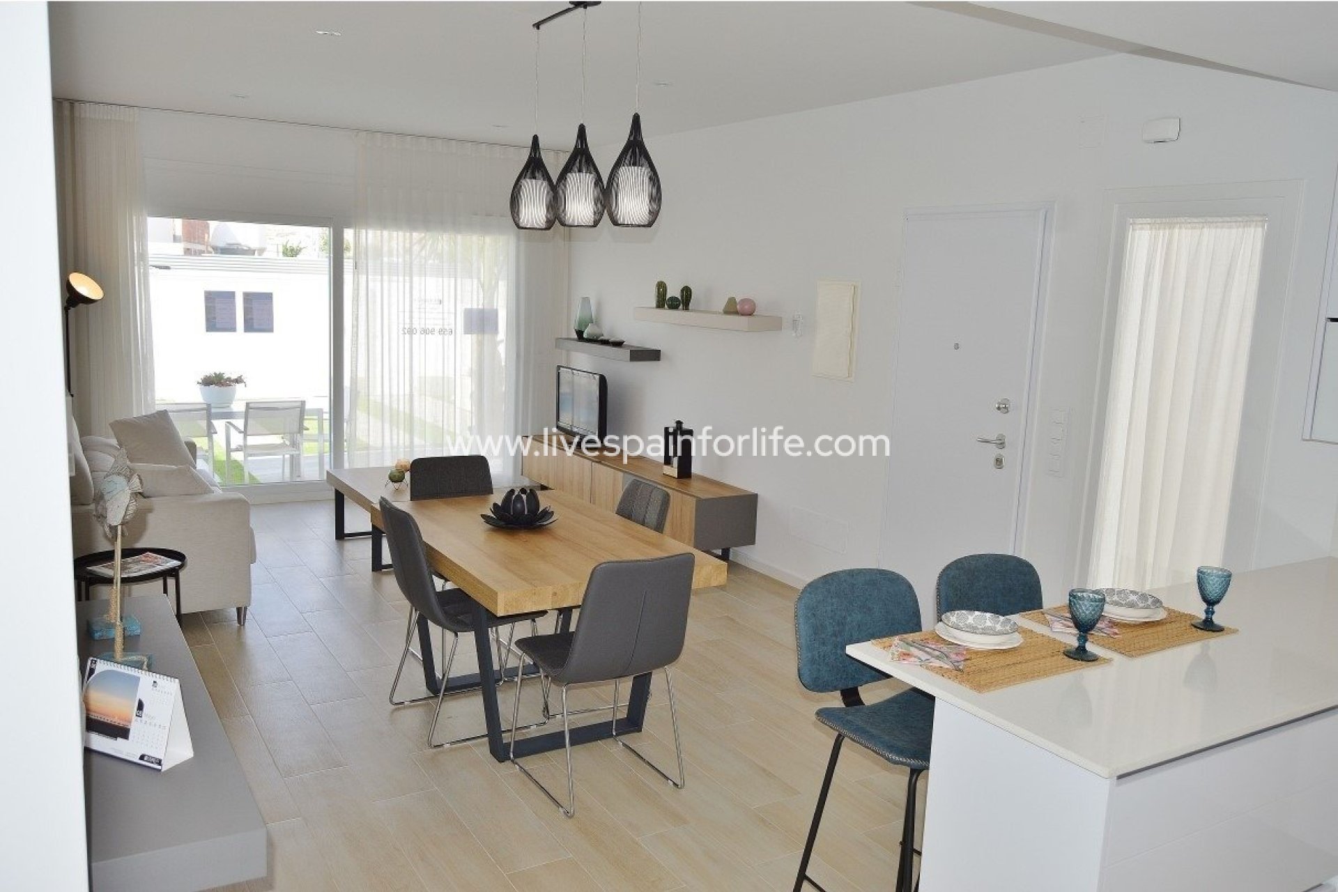 Nieuwbouw - Rijwoning -
Avileses