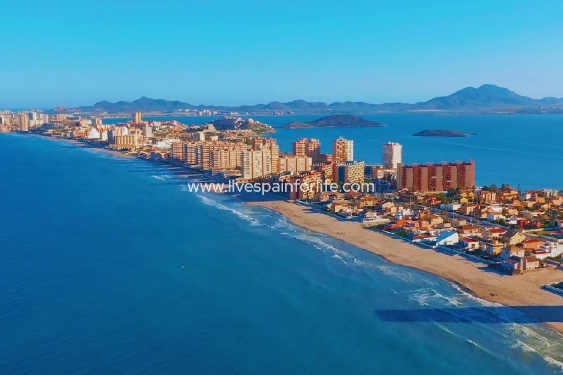 Nieuwbouw - Rijwoning -
La Manga del Mar Menor - La Manga