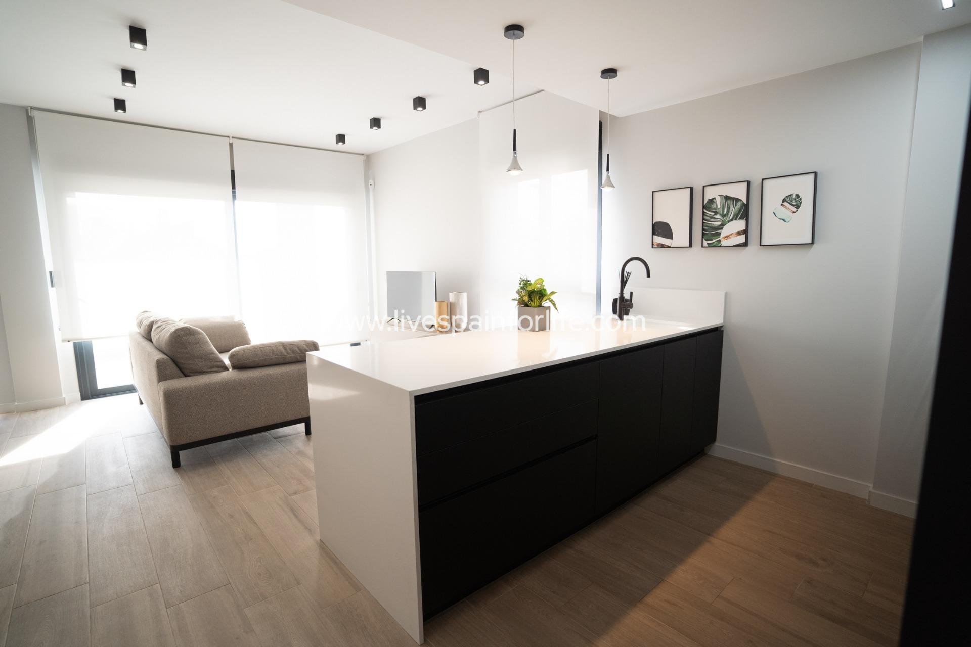 Nieuwbouw - Rijwoning -
Orihuela Costa - Entre golf