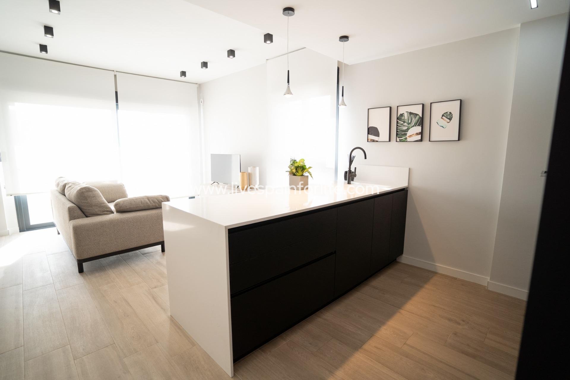 Nieuwbouw - Rijwoning -
Orihuela Costa - Entre golf