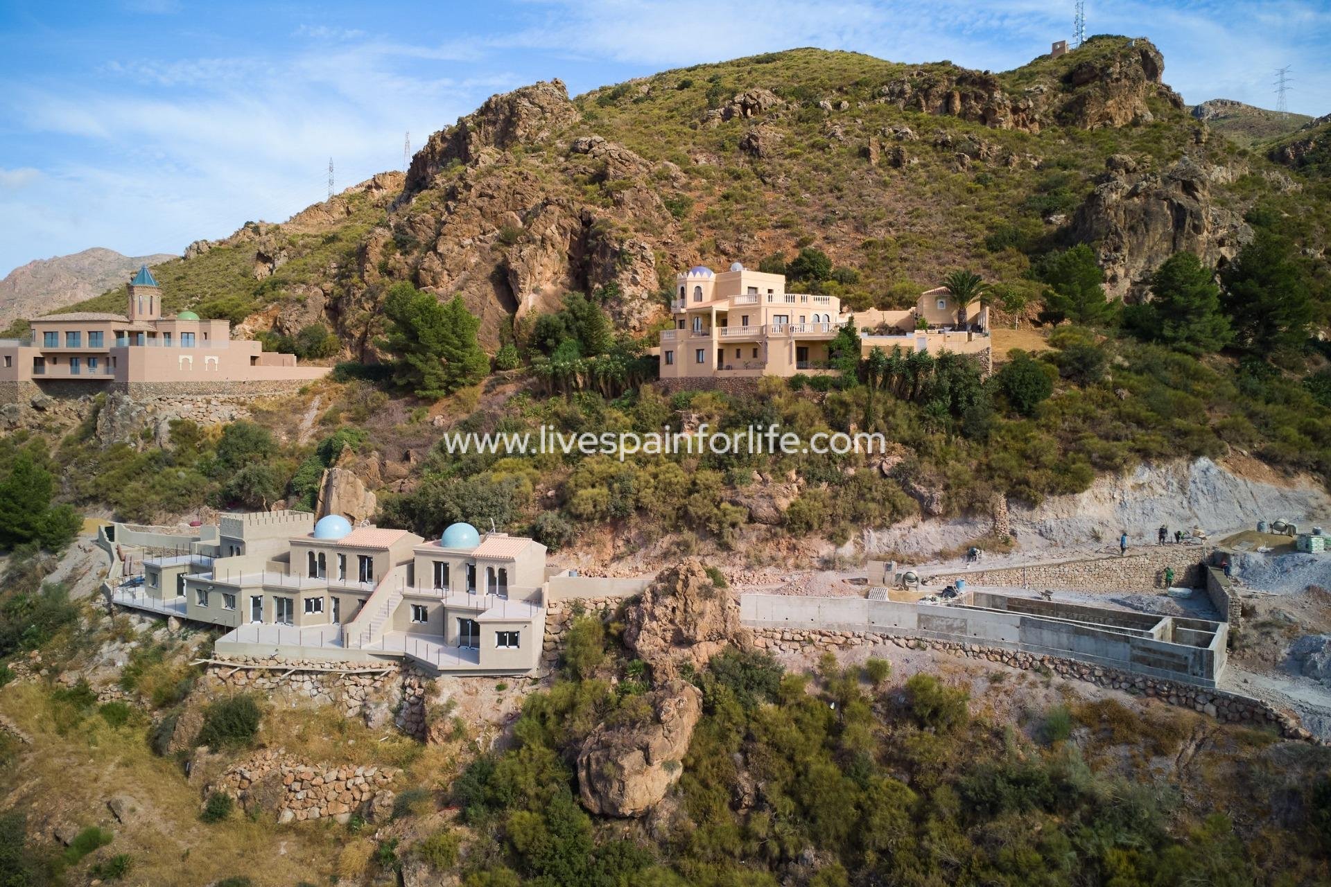 Nieuwbouw - Rijwoning -
Turre - Urbaniz. Cortijo Cabrera