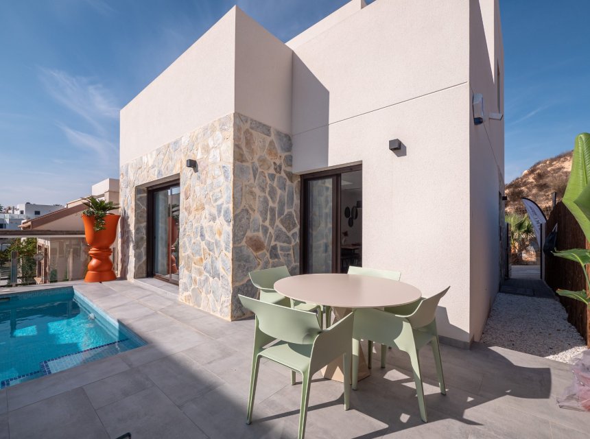 Nieuwbouw - Semi-detached house / Quad -
Orihuela Costa - Villamartin