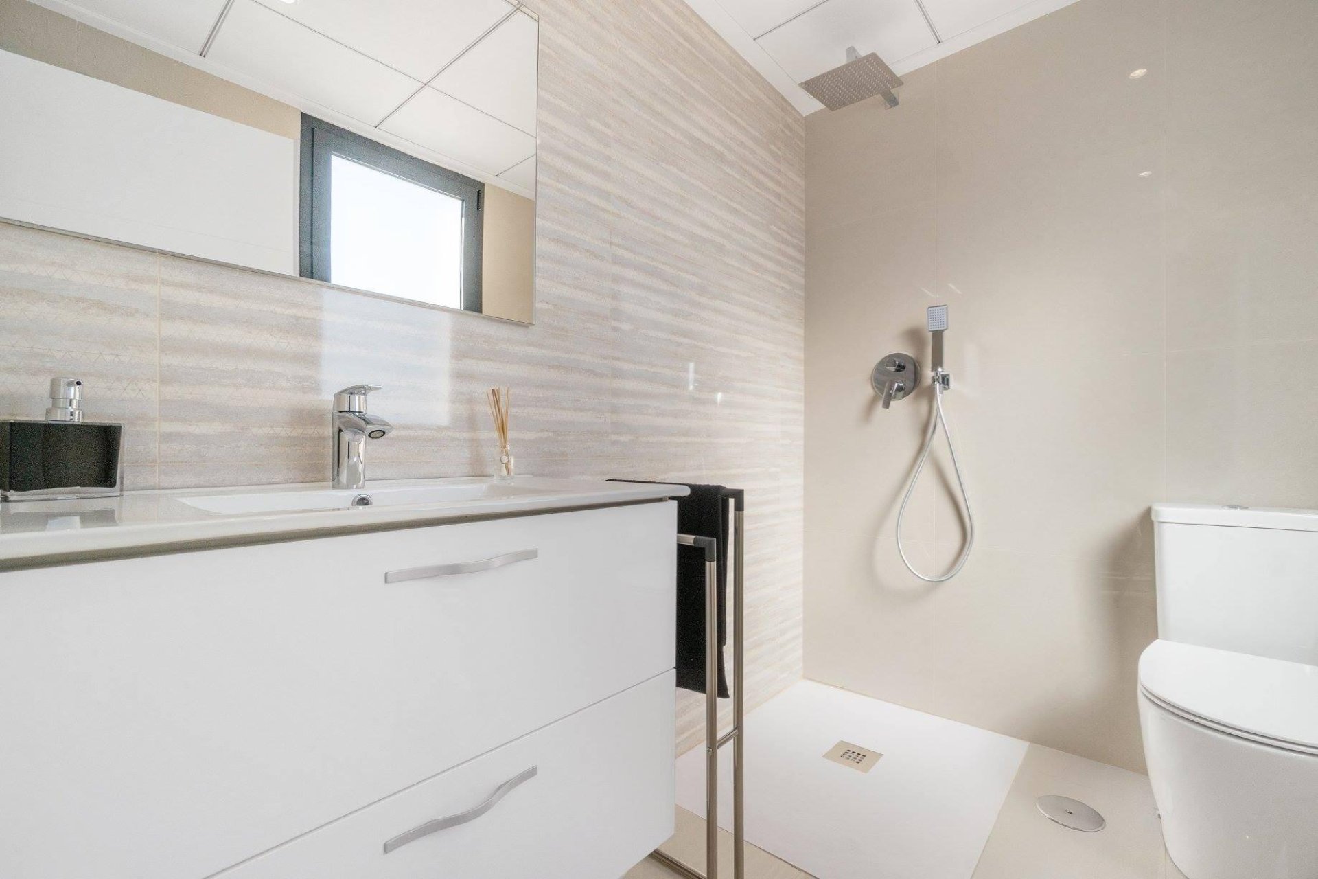 Nieuwbouw - Villa (alleenstaand) -
Los Montesinos - La Herrada