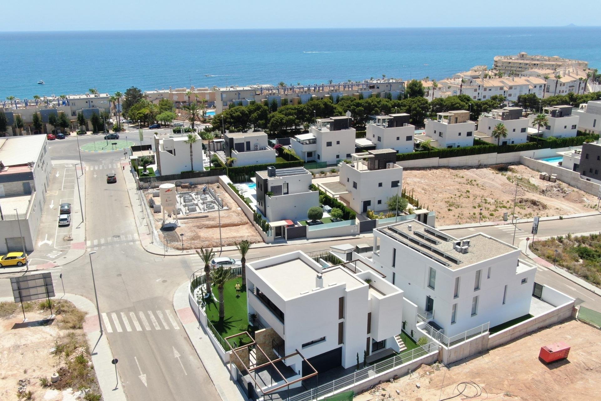 Nieuwbouw - Villa (alleenstaand) -
Orihuela Costa - Campoamor