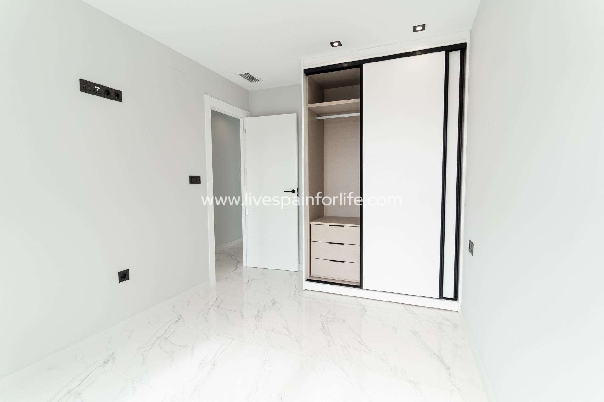 Nieuwbouw - Villa (alleenstaand) -
Orihuela Costa - Punta Prima