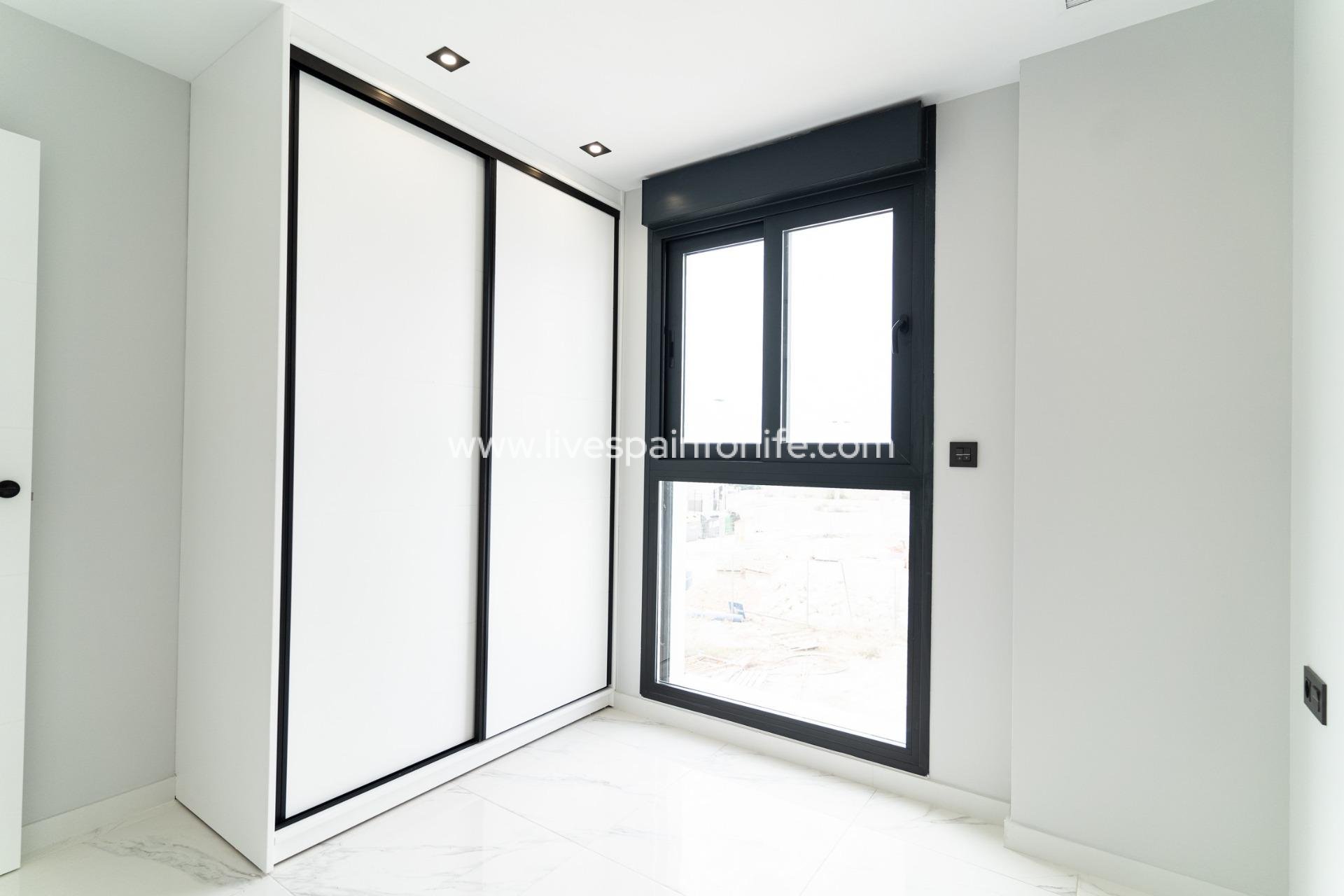Nieuwbouw - Villa (alleenstaand) -
Orihuela Costa - Punta Prima