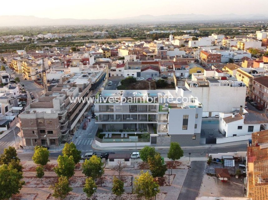 Nouvelle construction - Apartments -
Benijofar