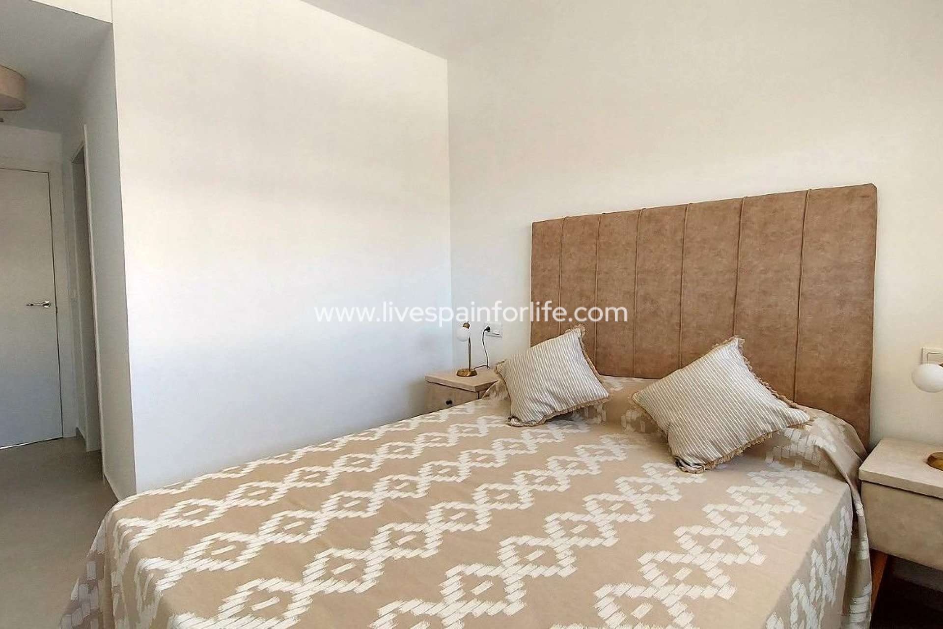 Nouvelle construction - Apartments -
San Miguel De Salinas - Pueblo