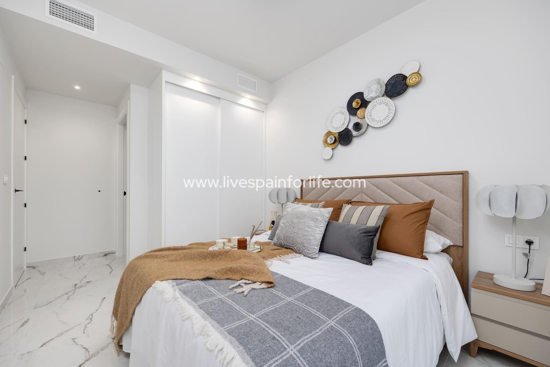 Nouvelle construction - Apartments -
San Miguel De Salinas - Pueblo
