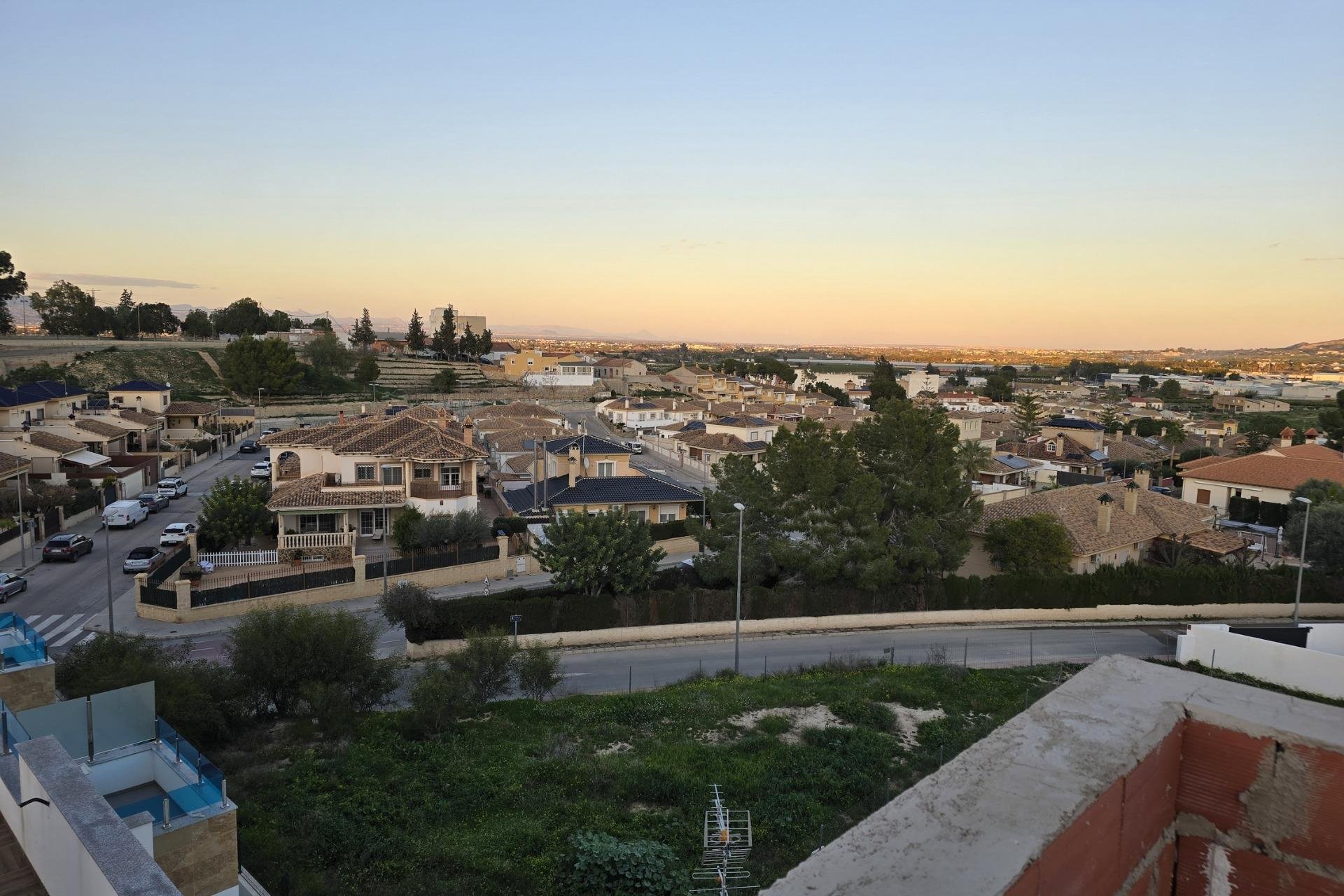 Nouvelle construction - Maison de ville -
Bigastro - Pueblo