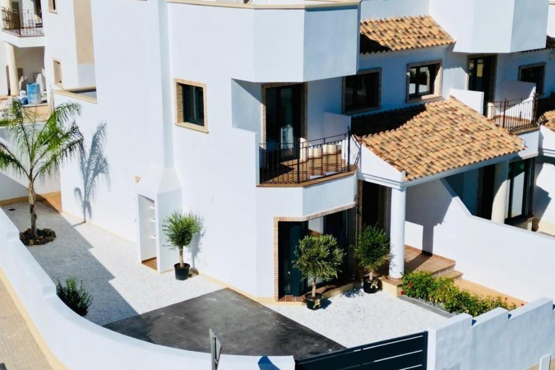 Nouvelle construction - Maison de ville -
Cox - San Fernando