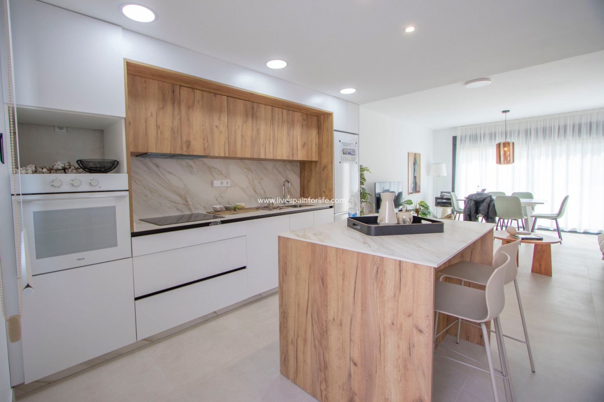 Nouvelle construction - Maison de ville -
Cox - San Fernando