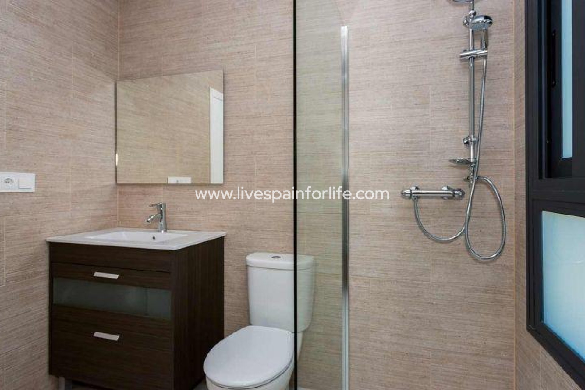 Nouvelle construction - Semi-detached house / Quad -
Daya Nueva