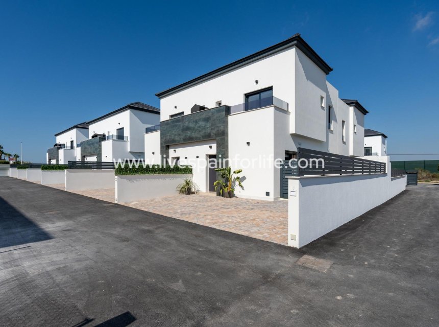 Nouvelle construction - Semi-detached house / Quad -
Gran Alacant