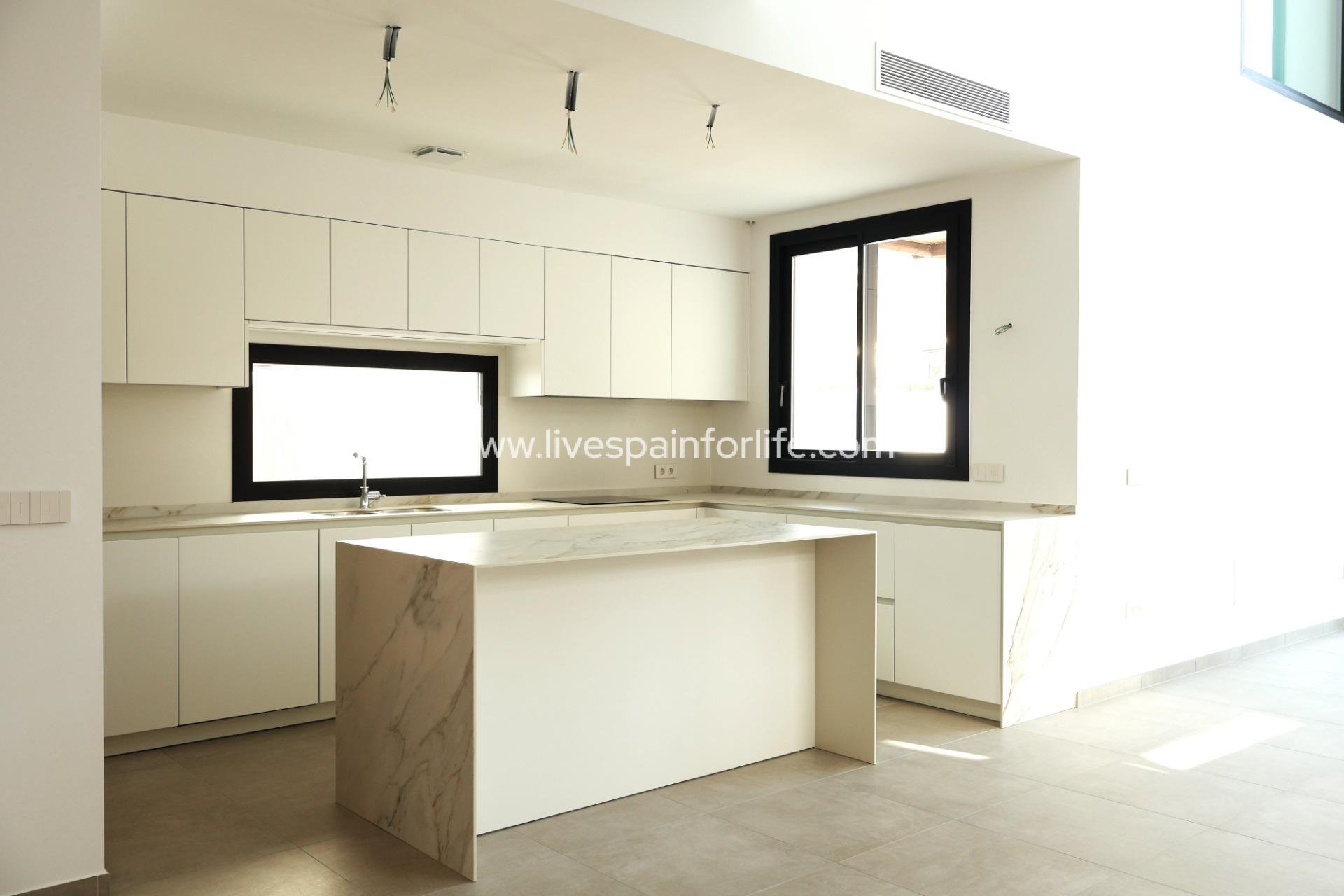 Nouvelle construction - Villa (indépendant) -
Alfas del Pi - El Albir
