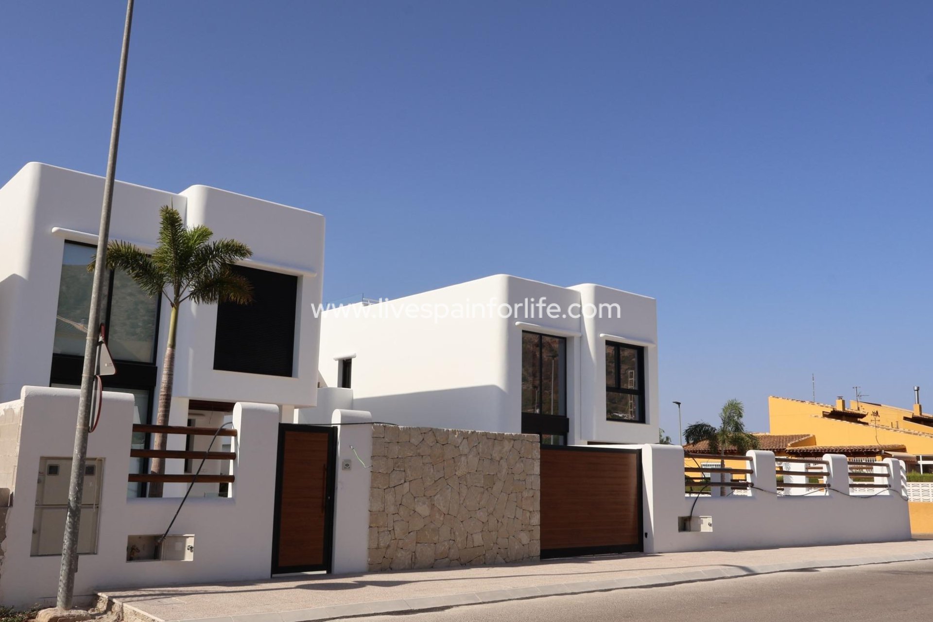 Nouvelle construction - Villa (indépendant) -
Alfas del Pi - El Albir