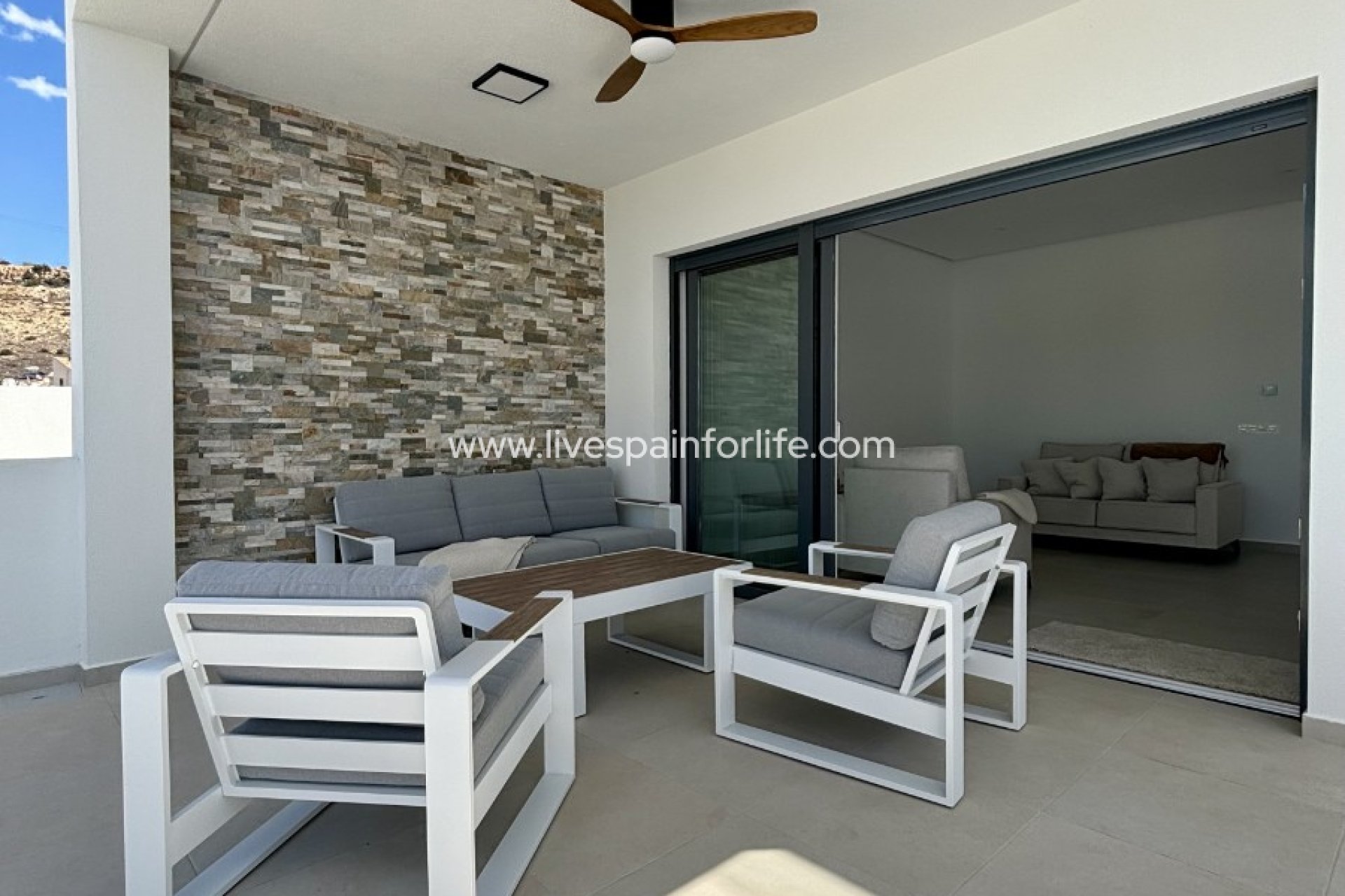 Nouvelle construction - Villa (indépendant) -
Benijofar