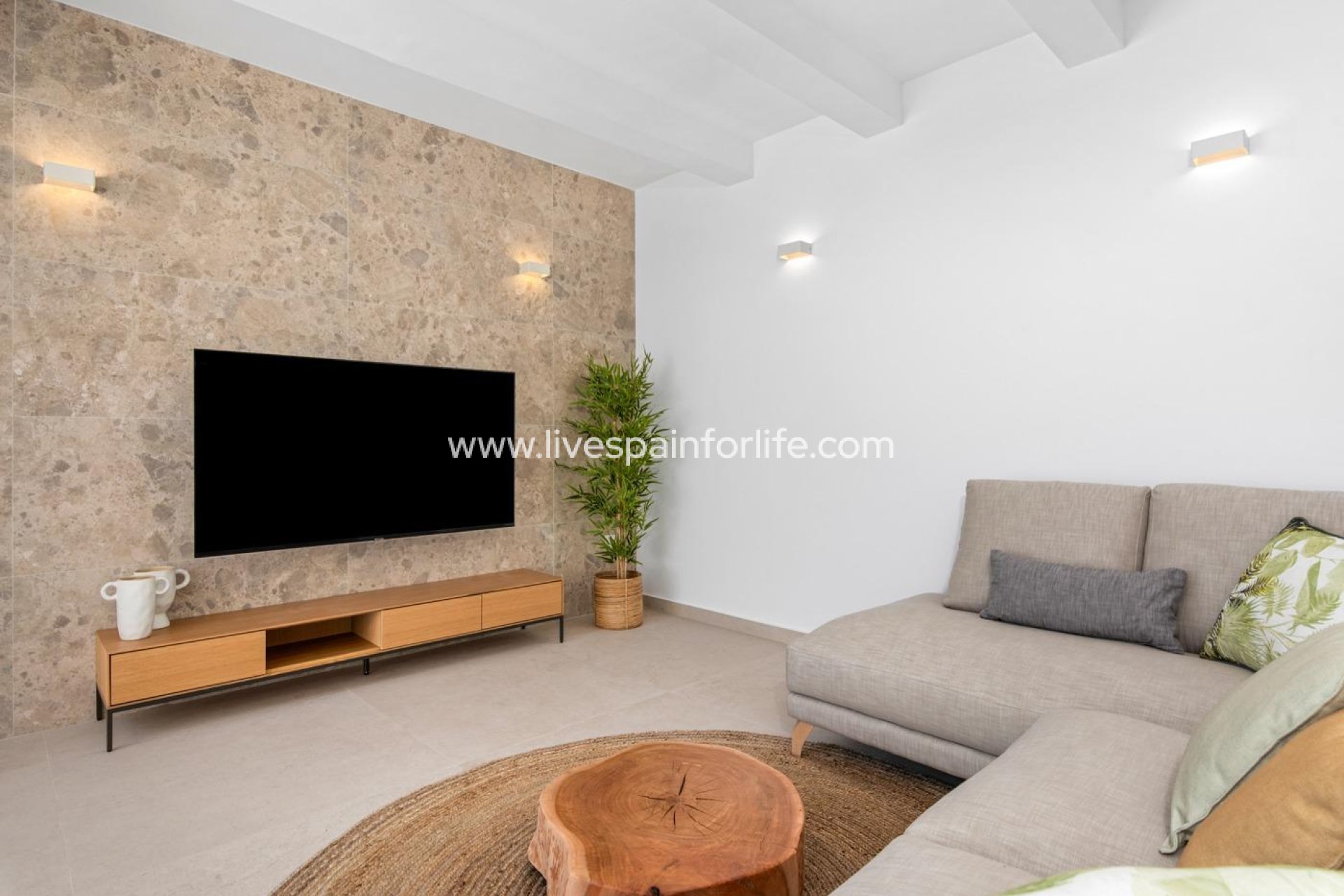 Nouvelle construction - Villa (indépendant) -
Benijofar
