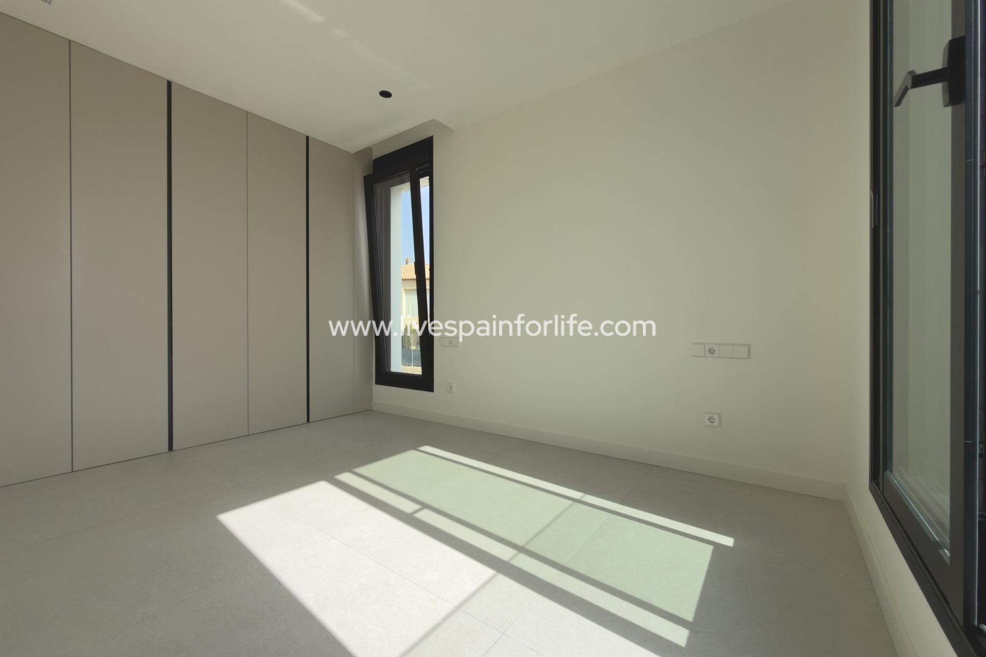 Nouvelle construction - Villa (indépendant) -
Finestrat - Campana Garden
