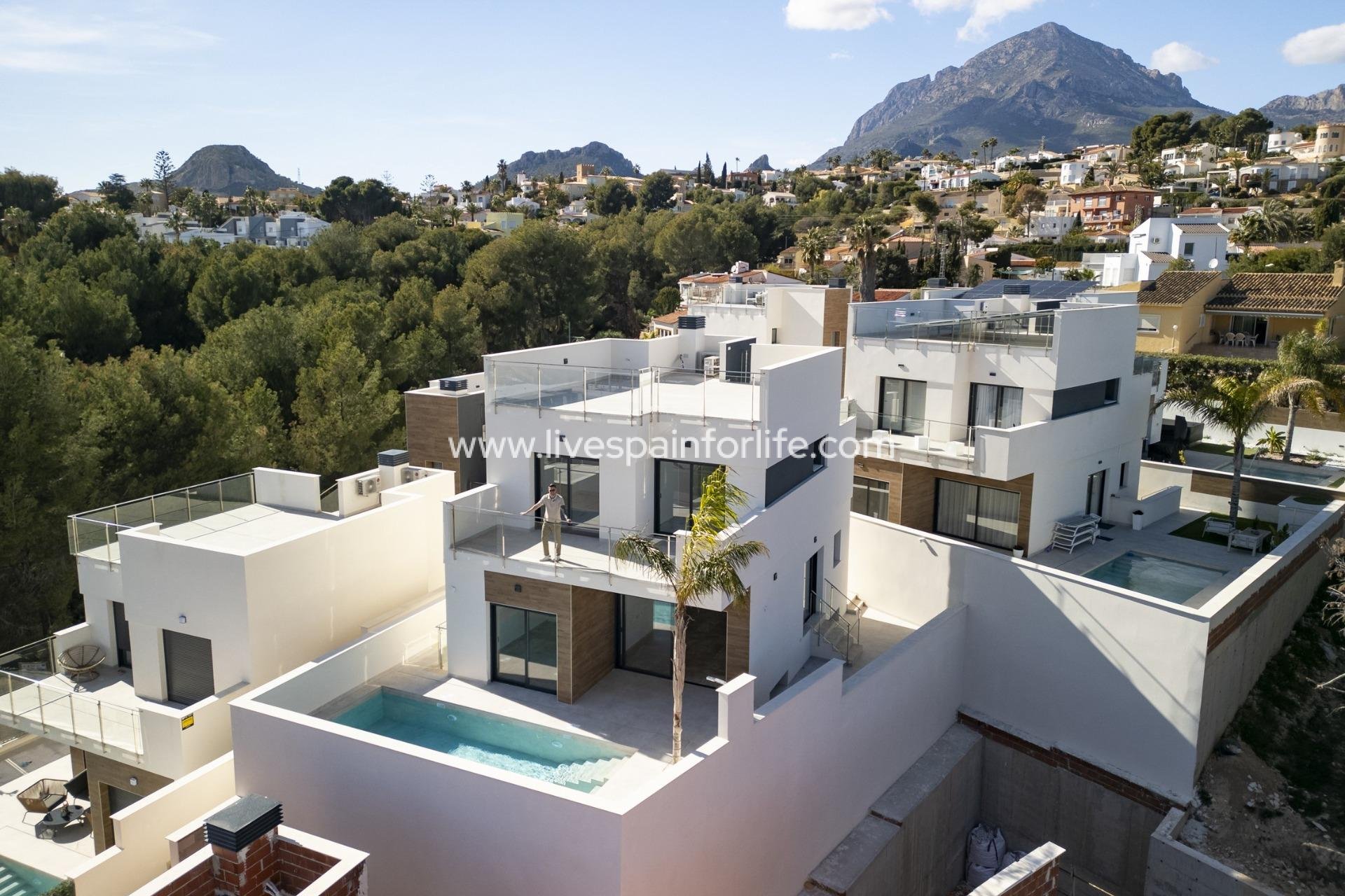 Nouvelle construction - Villa (indépendant) -
La Nucia - Urb. Don Mar