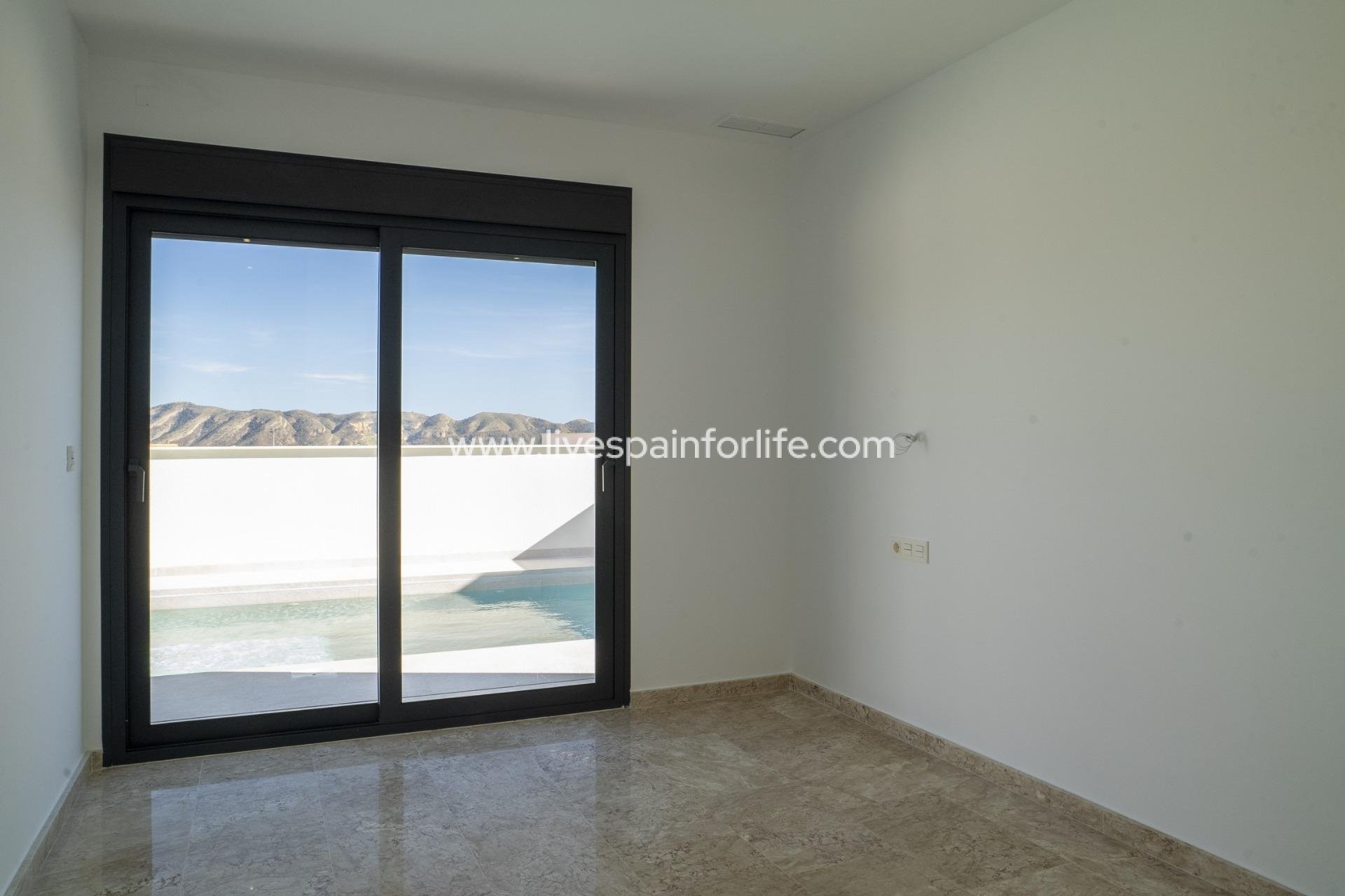 Nouvelle construction - Villa (indépendant) -
La Nucia - Urb. Don Mar
